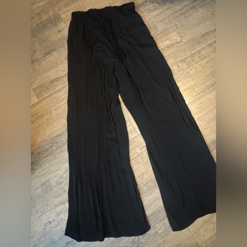 Jennifer Lopez Classic Black Satin Wide-Leg Pants (Medium)